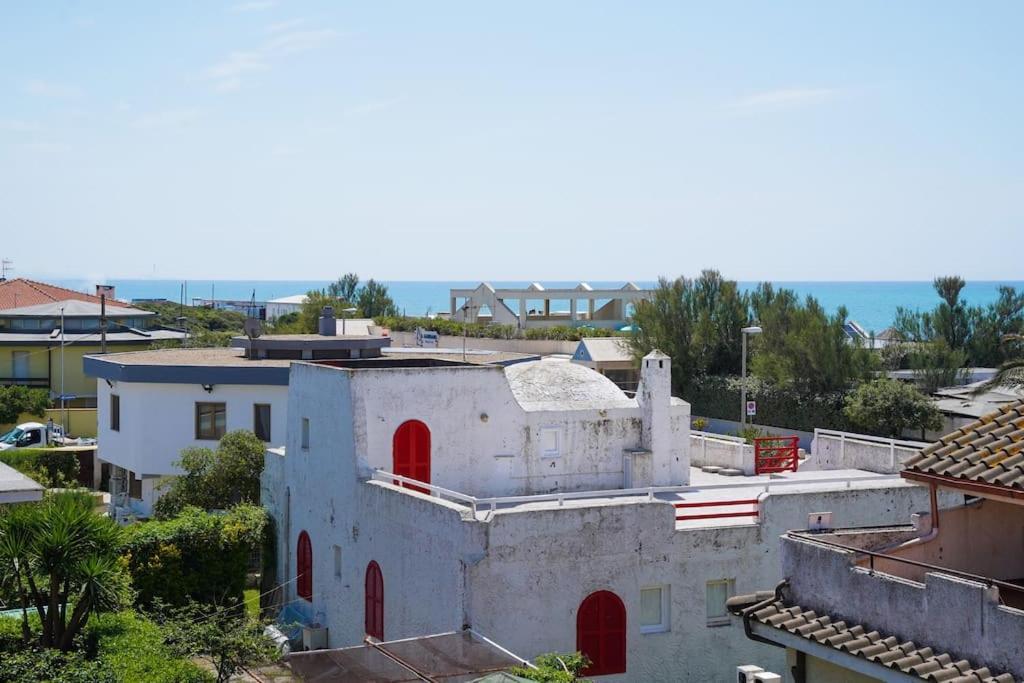 Апартаменти Terrazza Marina Torre di Montalto Екстер'єр фото
